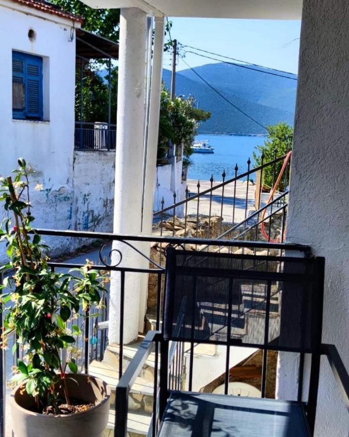 Anchor House Apartment Волос Екстериор снимка